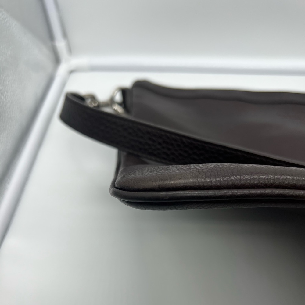 GUCCI Men's 233329 Dark Brown Pebbled Leather Adjustable Messenger Crossbody Bag - Picture 8 of 17